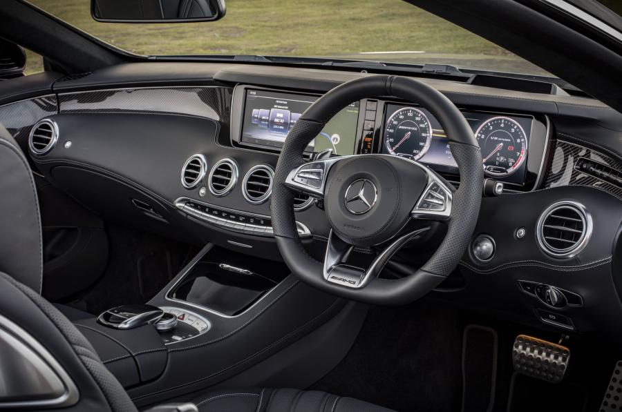  Mercedes-AMG S63 Cabriolet 2015 года  (UK) (фото 2 из 30)